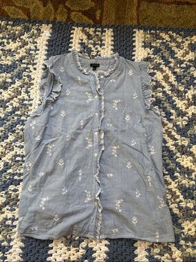 Talbots Light Blue Sleeveless Ruffle-Trim Floral Button Front Top
